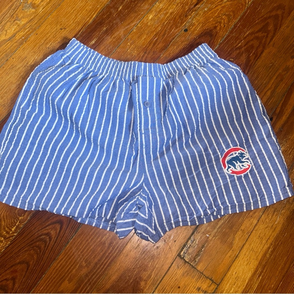 Chicago Cubs Shorts size Small. Super cute